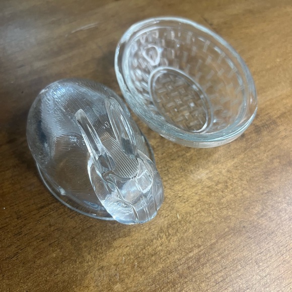 Glass Bunny Dish - Picture 6 of 6